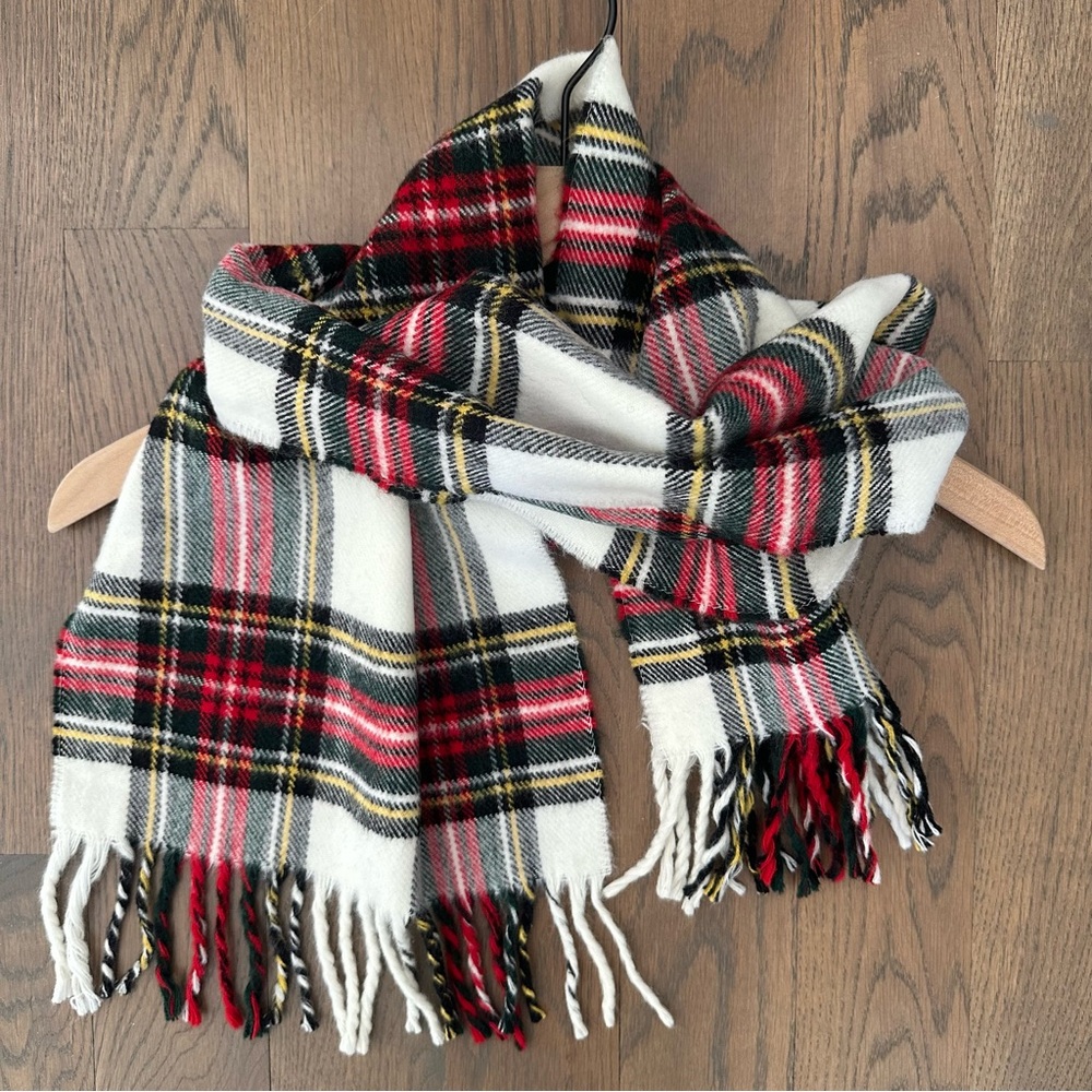 Vintage Classic Tartan Plaid 100% Lambswool Scarf in White, Red, Black 62" long